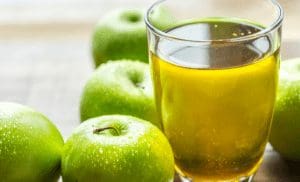 le mele si trasformano in succo - riciblog
